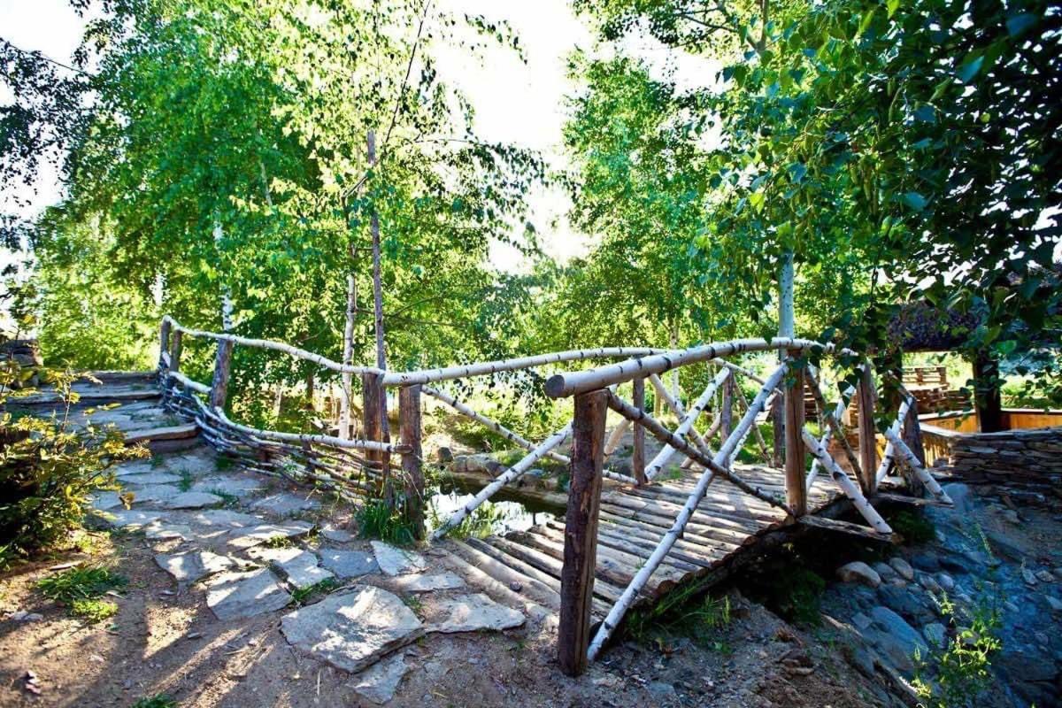 Yabulkovets Mountain View Hotel Complex מראה חיצוני תמונה
