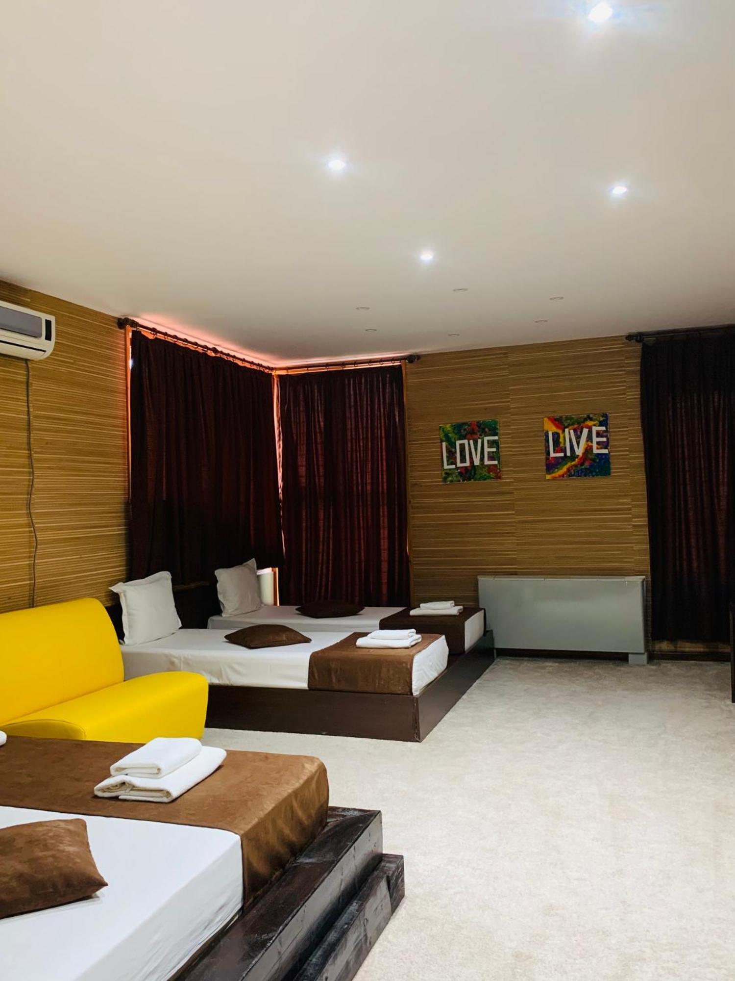 Yabulkovets Mountain View Hotel Complex מראה חיצוני תמונה