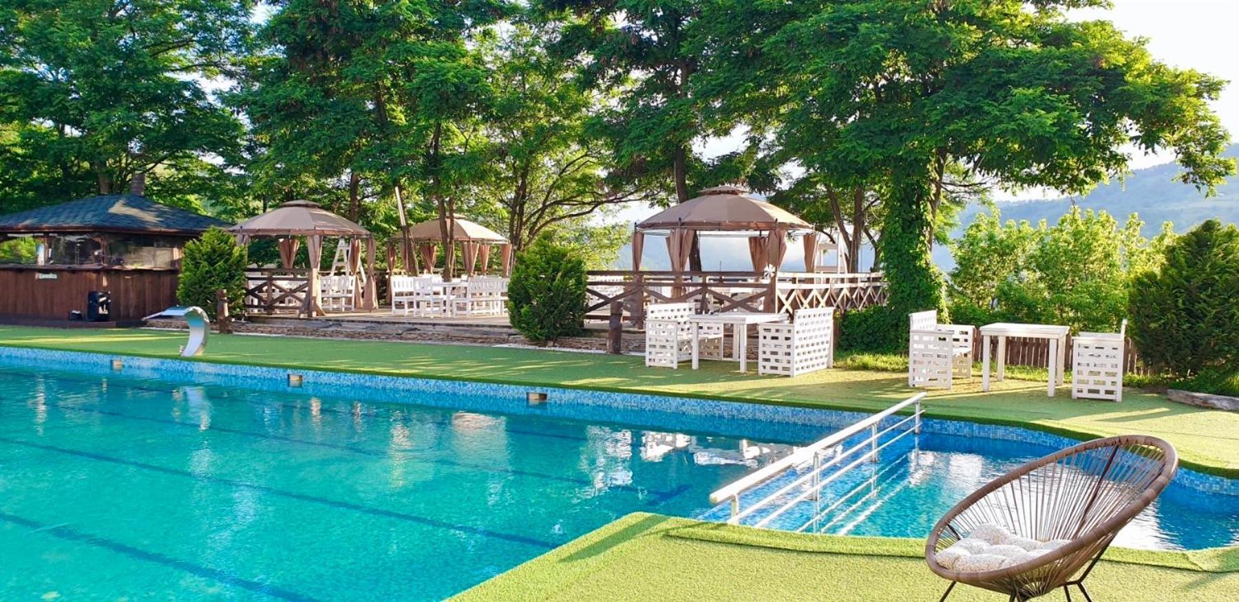 Yabulkovets Mountain View Hotel Complex מראה חיצוני תמונה
