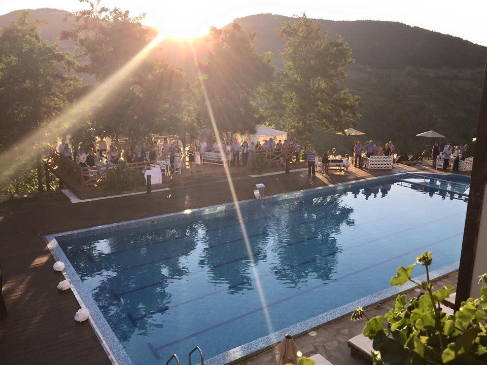 Yabulkovets Mountain View Hotel Complex מראה חיצוני תמונה