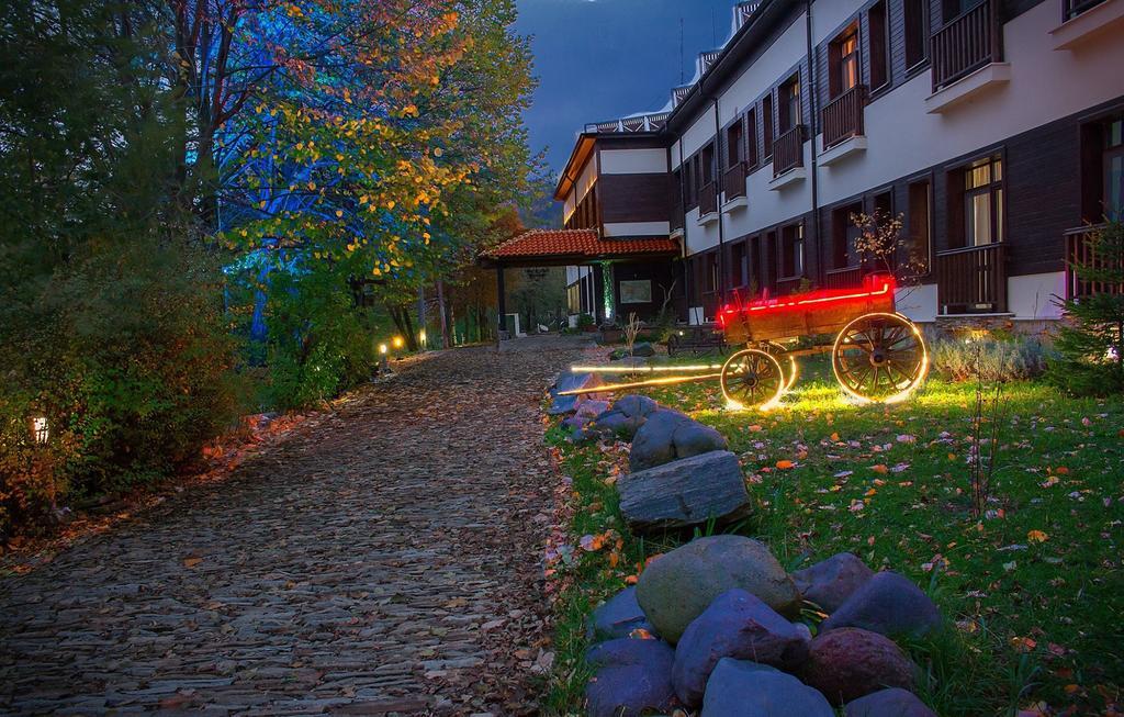 Yabulkovets Mountain View Hotel Complex מראה חיצוני תמונה